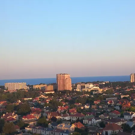 2-кімнатна з видом на море горизонт